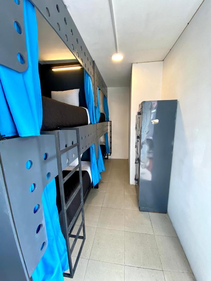 Roomies Hostel Reforma-El Angel Мехіко Екстер'єр фото