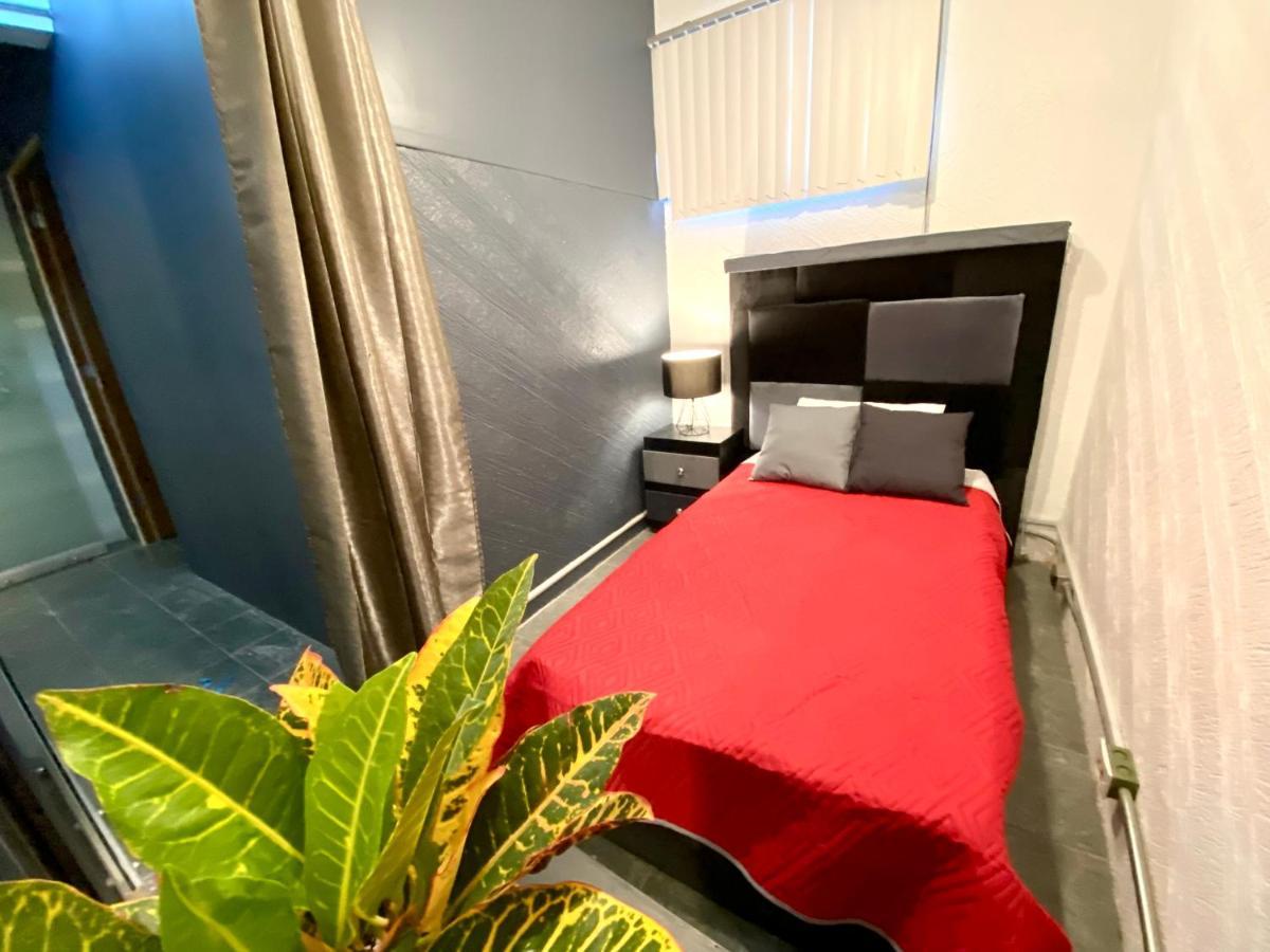 Roomies Hostel Reforma-El Angel Мехіко Екстер'єр фото